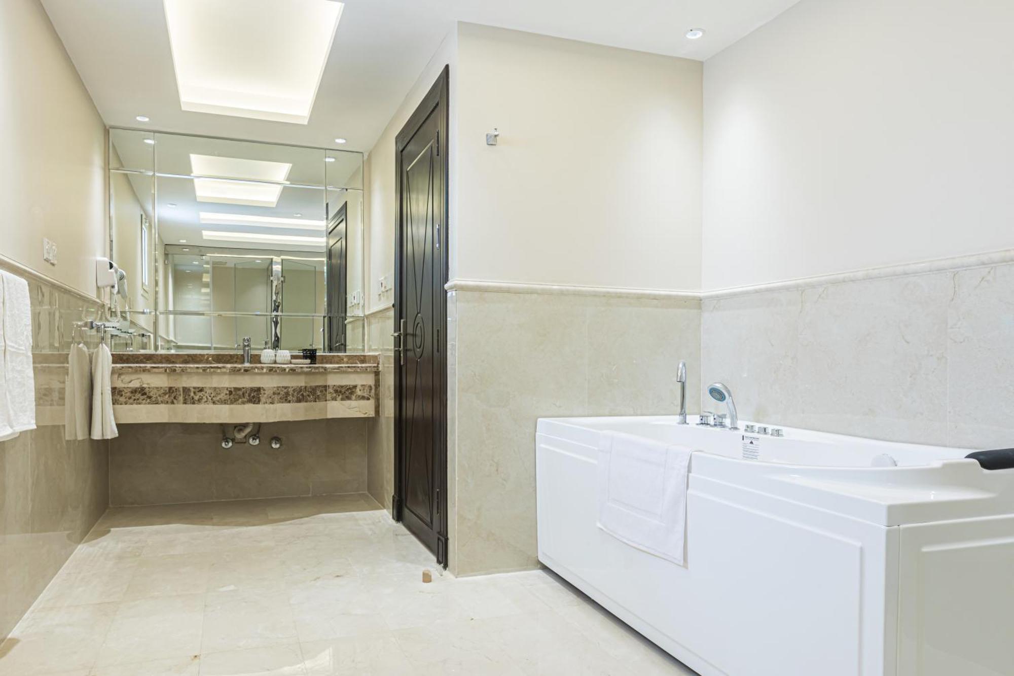 Aparthotel Stella Olaya Tower 1 *